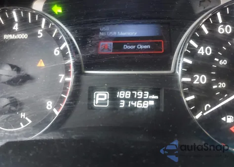 2015 Nissan Altima 2.5/2.5 S/2.5 Sl/2.5 Sv из США, поврежденный, VIN 1N4AL3AP4FC247690